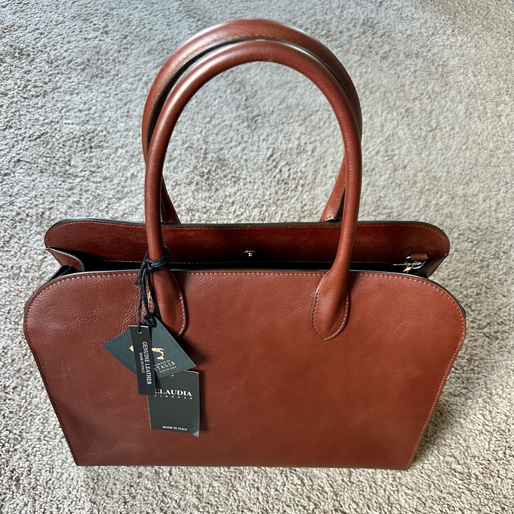 NWT Claudia Firenze "The Row Margaux"  Pebbled Leather Tote